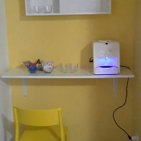 B&B A Due Passi Dal Centro 3*