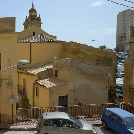 A Due Passi Dal Centro Agrigento