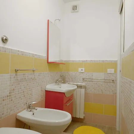 A Due Passi Dal Centro 3* Агрідженто