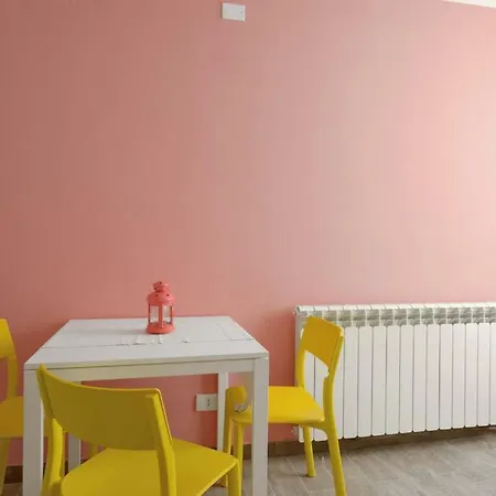 A Due Passi Dal Centro Отель типа 